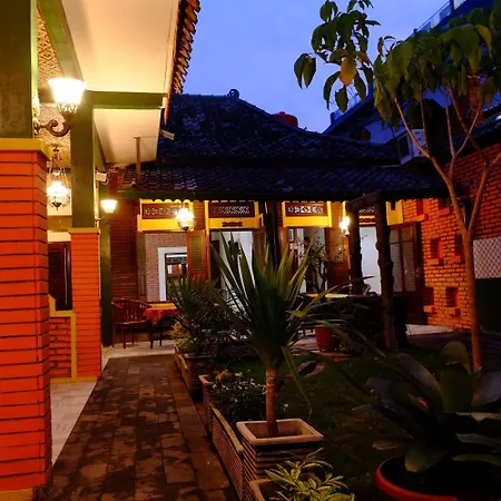 Kampoeng Djawa Hotel-3