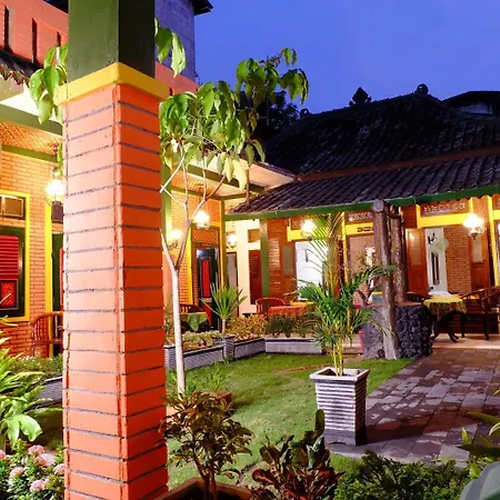 Kampoeng Djawa Hotel-2